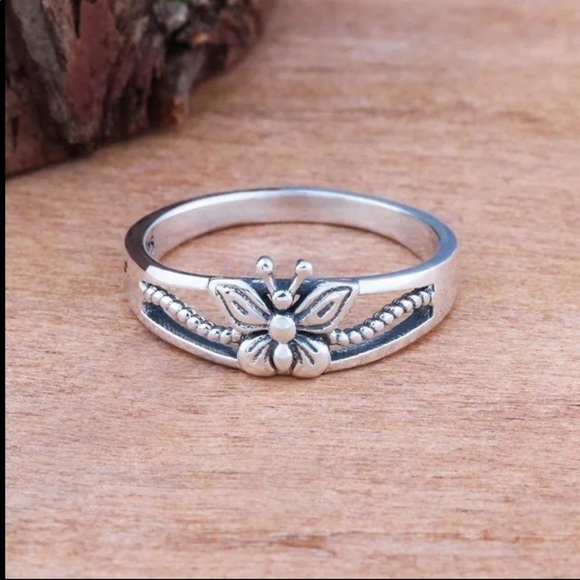 New Women’s 925 SilverVintage Style Butterfly Ring - Picture 3 of 6